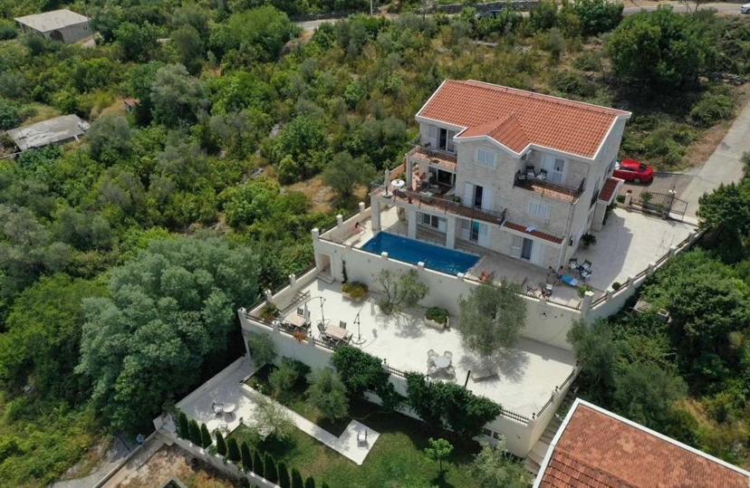 Villa Mare Apartments Tivat Exterior photo